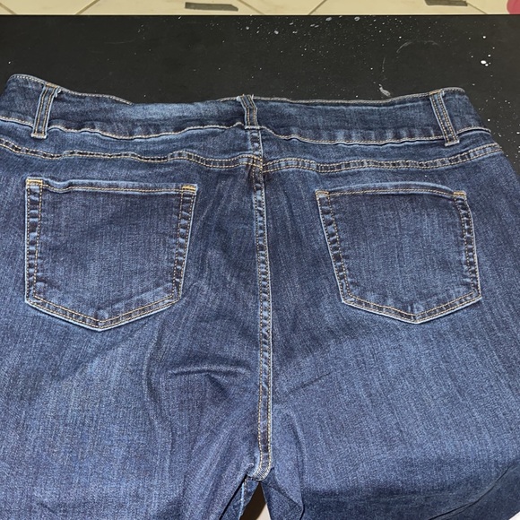 Ashley Stewart Brand Womens plus denim Sz 18T - Picture 4 of 5